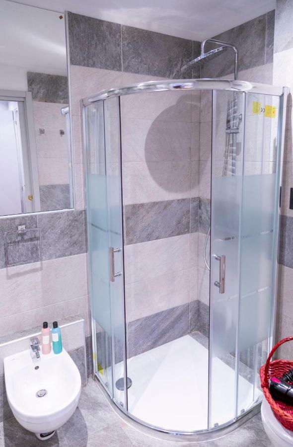 La Luna E I Falo Luxury Accomodation 토리노 외부 사진